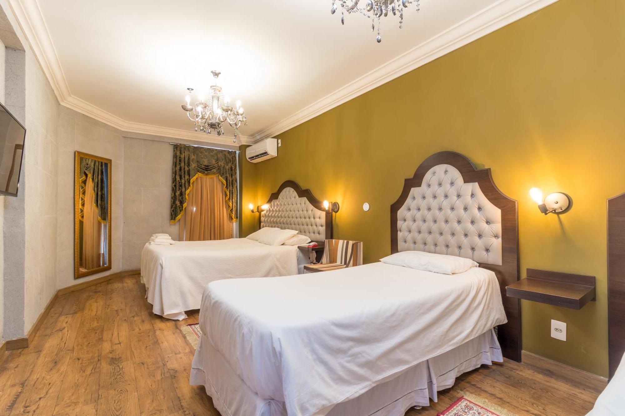 Castelo De Itaipava - Hotel, Eventos E Gastronomia الغرفة الصورة