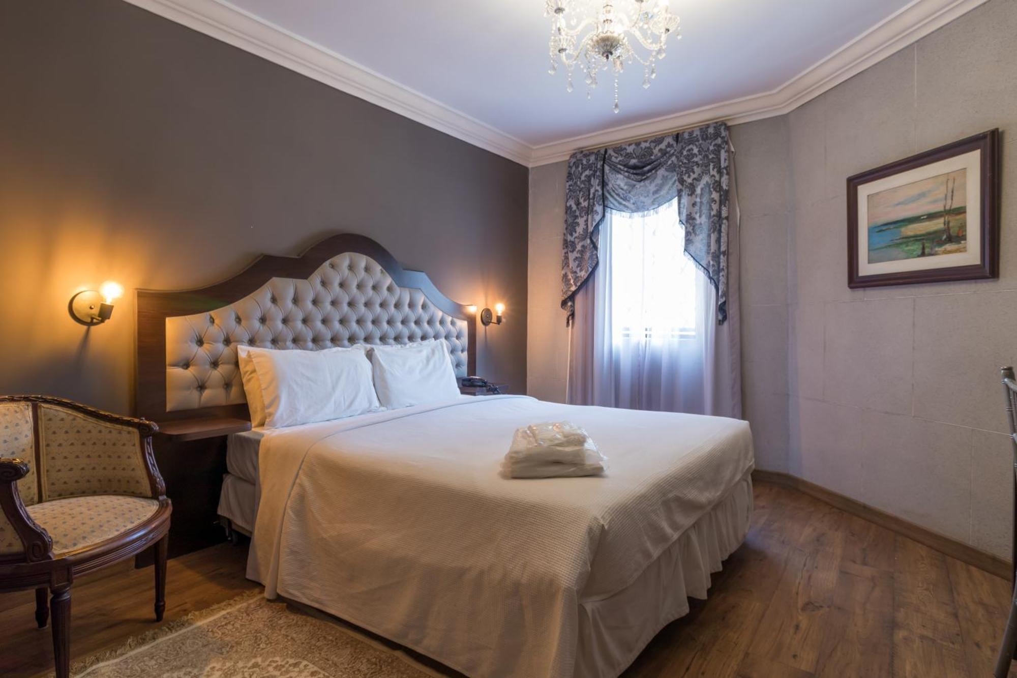 Castelo De Itaipava - Hotel, Eventos E Gastronomia الغرفة الصورة